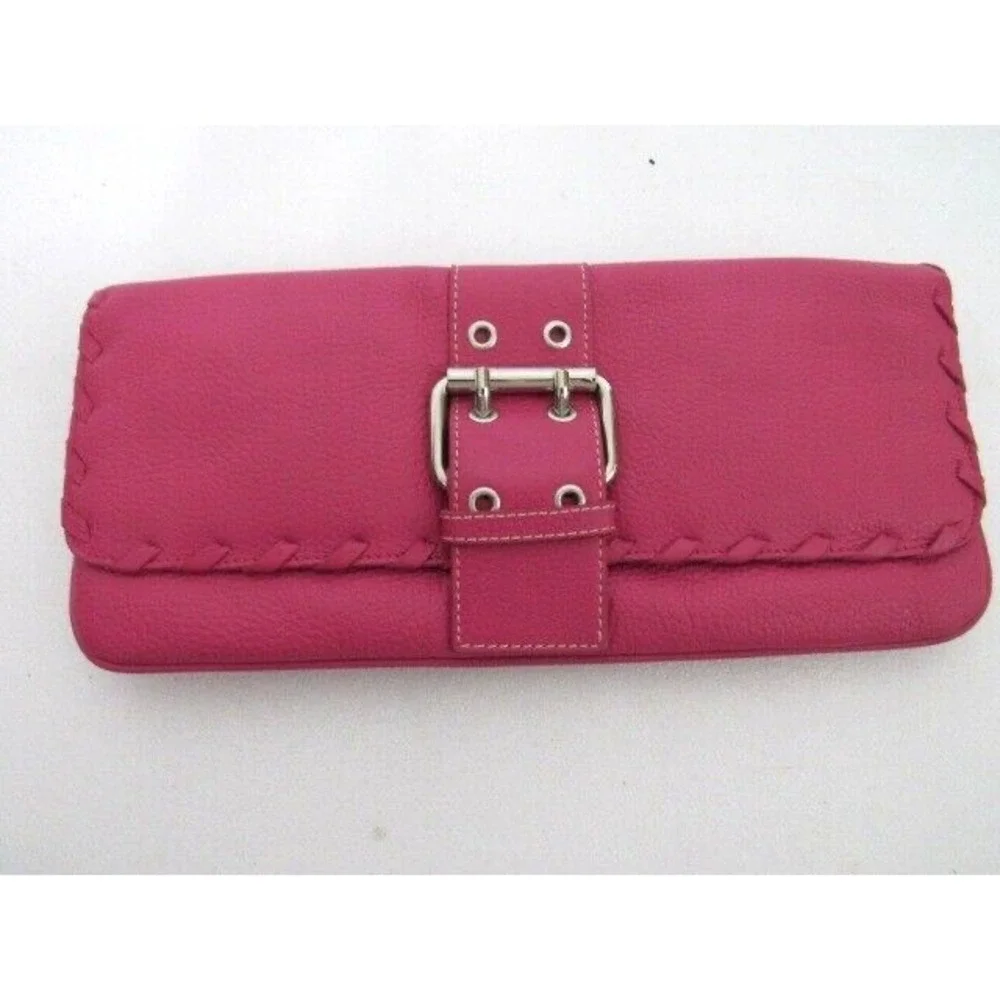 BCBG Max Azria‎ Genuine Italian Leather Pink Buckle Pebble Clutch Purse